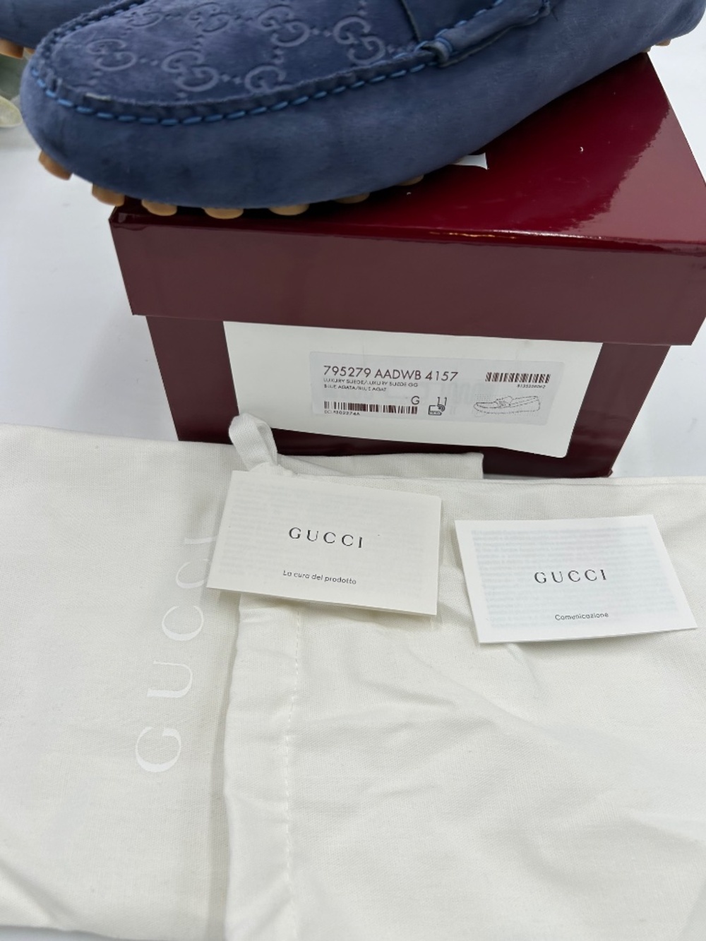Men’s Gucci blue suede GG embossed loafer. Size 11.(fits 11.5) Made in Italy - Picture 11 of 11